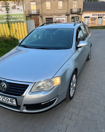 Volkswagen Passat cena 13500 przebieg: 284700, rok produkcji 2005 z Kielce małe 781